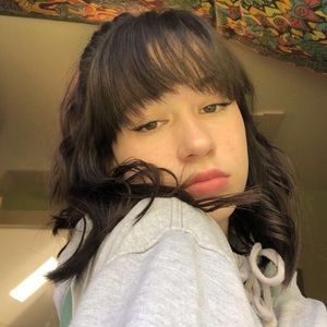 Meet your Posher, Maya